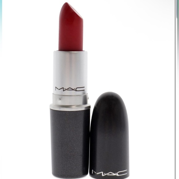 RUBY WOO | MAC Retro Matte Lipstick - Picture 2 of 4